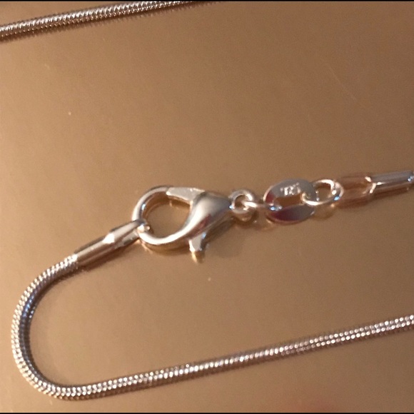 Sterling 925 Ivory Stone Elephant Necklace Giftbag - Picture 5 of 5